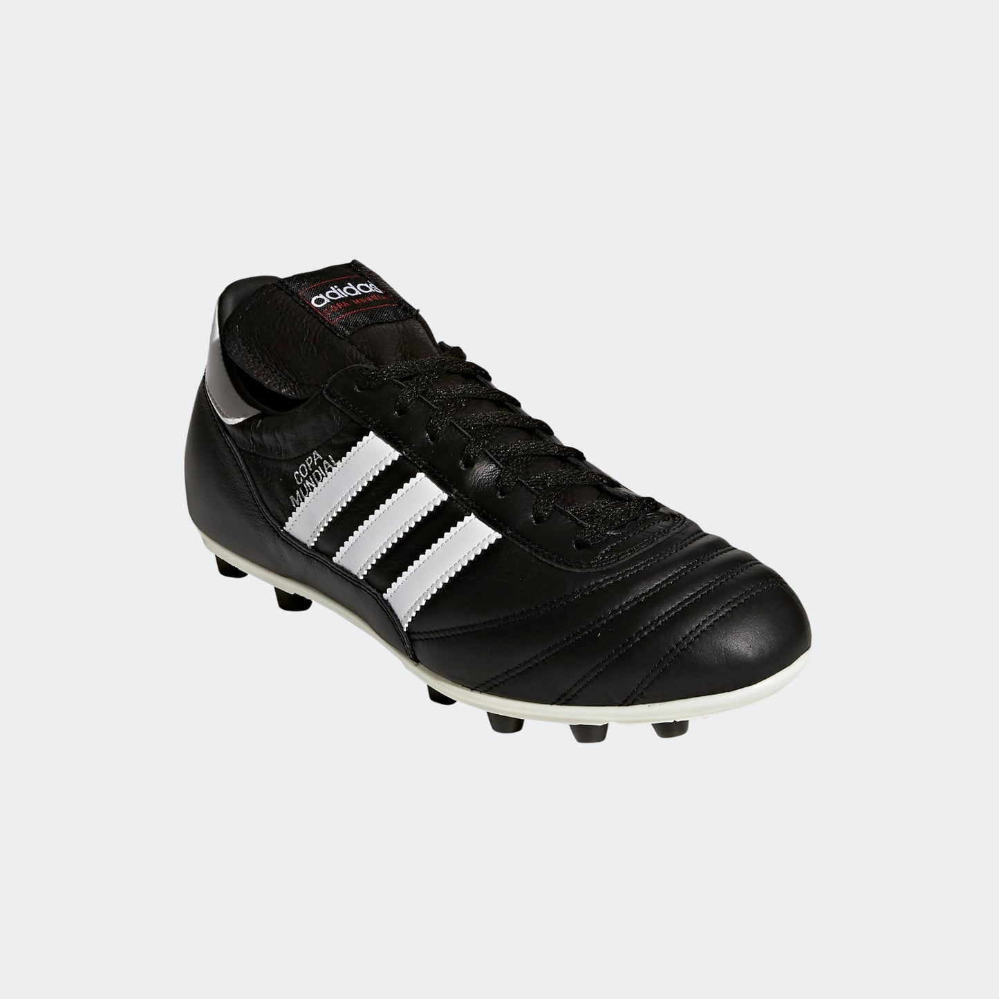 Adidas Copa Mundial voetbalschoenen zwart wit K-leer. Te koop bij Kickoff Antwerpen voetbalshop.
