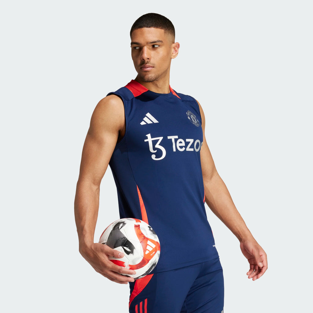 Adidas Manchester United SL Mouwloos Training Shirt | Kickoff Antwerpen