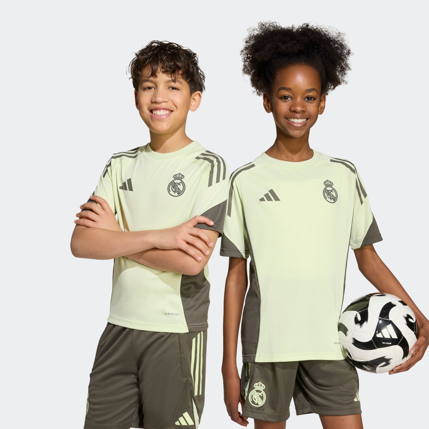 ADIDAS REAL MADRID TRAINING JERSEY KIDS 2025-2026