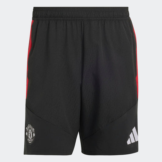 Adidas Manchester United Downtown Short 2026-2027 officieel voetbalshort heren Kickoff Antwerpen de voetbalshop van Antwerpen