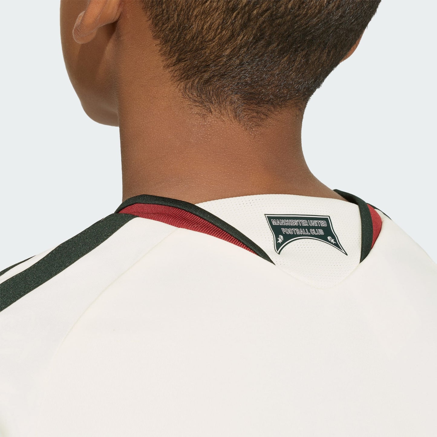 adidas Manchester United derde shirt 2026 2027 junior kind verkrijgbaar bij Kickoff Antwerpen de voetbalshop van Antwerpen