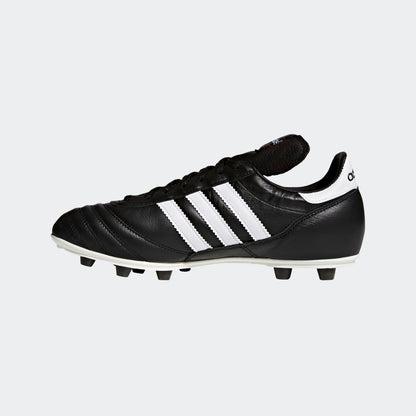 Adidas Copa Mundial voetbalschoenen zwart wit K-leer. Te koop bij Kickoff Antwerpen voetbalshop.