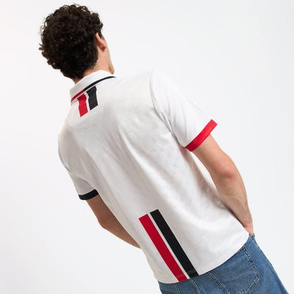 AC Milan historisch retro uittenue 1995 1996 met iconische designkenmerken op model Kickoff Antwerpen