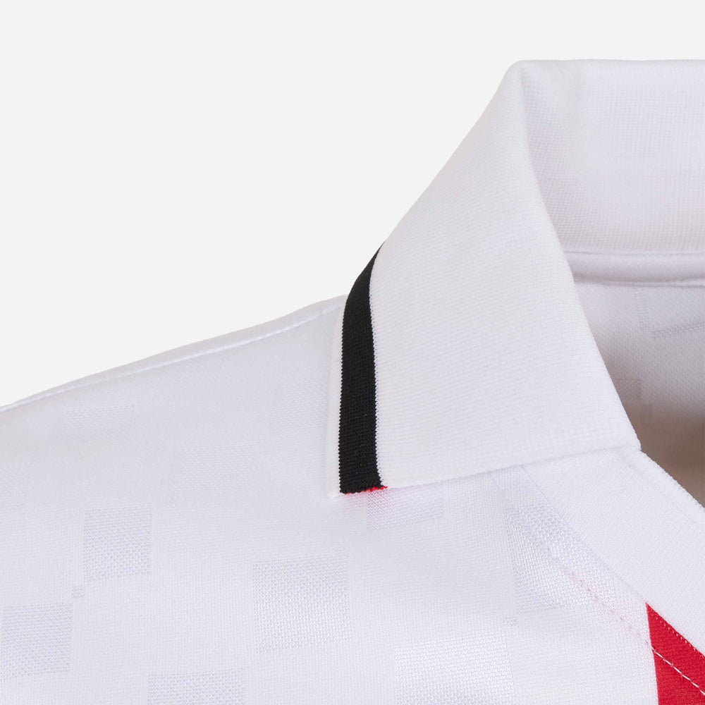 AC Milan historisch retro uittenue 1995 1996 met iconische designkenmerken op model Kickoff Antwerpen