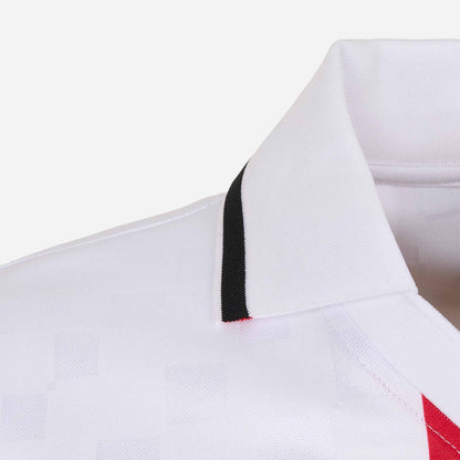 AC Milan historisch retro uittenue 1995 1996 met iconische designkenmerken op model Kickoff Antwerpen