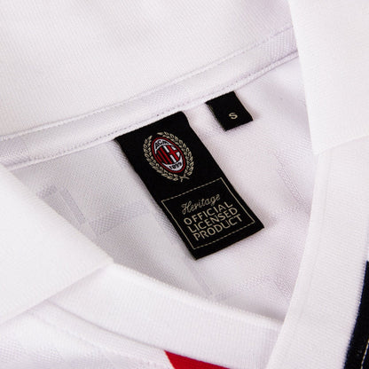 AC Milan historisch retro uittenue 1995 1996 met iconische designkenmerken op model Kickoff Antwerpen