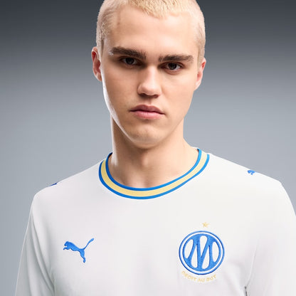 Puma Olympique de Marseille Home Jersey 2026-2027 officieel thuisshirt wit hemelsblauw heren Kickoff Antwerpen de voetbalshop van Antwerpen