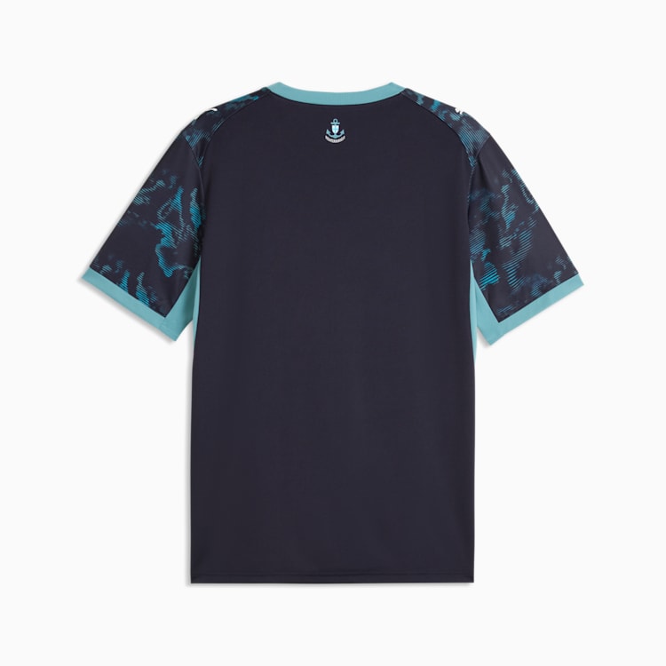 Puma Olympique Marseille uitvoetbalshirt 2026 2027 met officiële clubdetails op model Kickoff Antwerpen