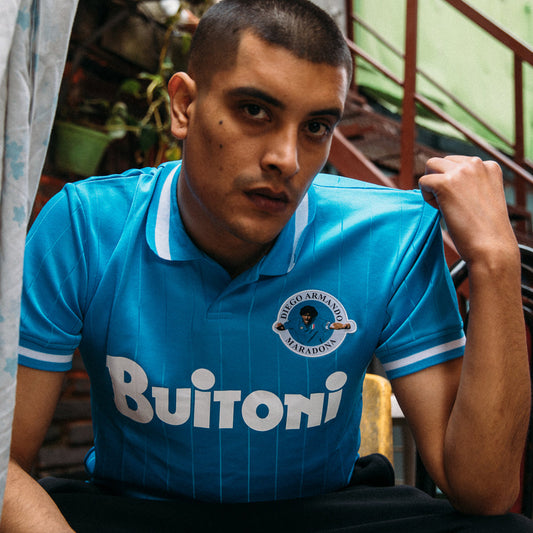 Copa SSC Napoli Maradona Retro Jersey officieel pluisje voetbalshirt blauw Kickoff Antwerpen de voetbalshop van Antwerpen
