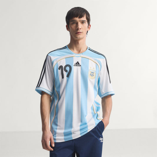 Adidas AFA Argentinie Messi Home Jersey 2006 Retro Football Shirt hemelsblauw wit officieel retro voetbalshirt heren Kickoff Antwerpen de voetbalshop van Antwerpen