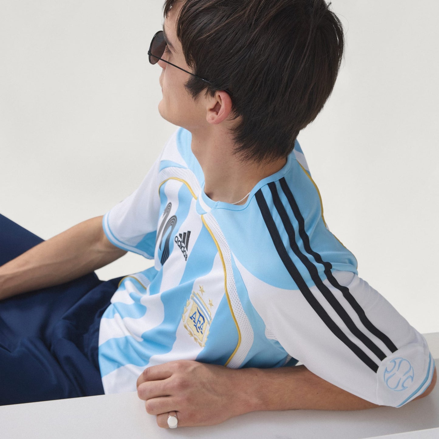 Adidas AFA Argentinie Messi Home Jersey 2006 Retro Football Shirt hemelsblauw wit officieel retro voetbalshirt heren Kickoff Antwerpen de voetbalshop van Antwerpen