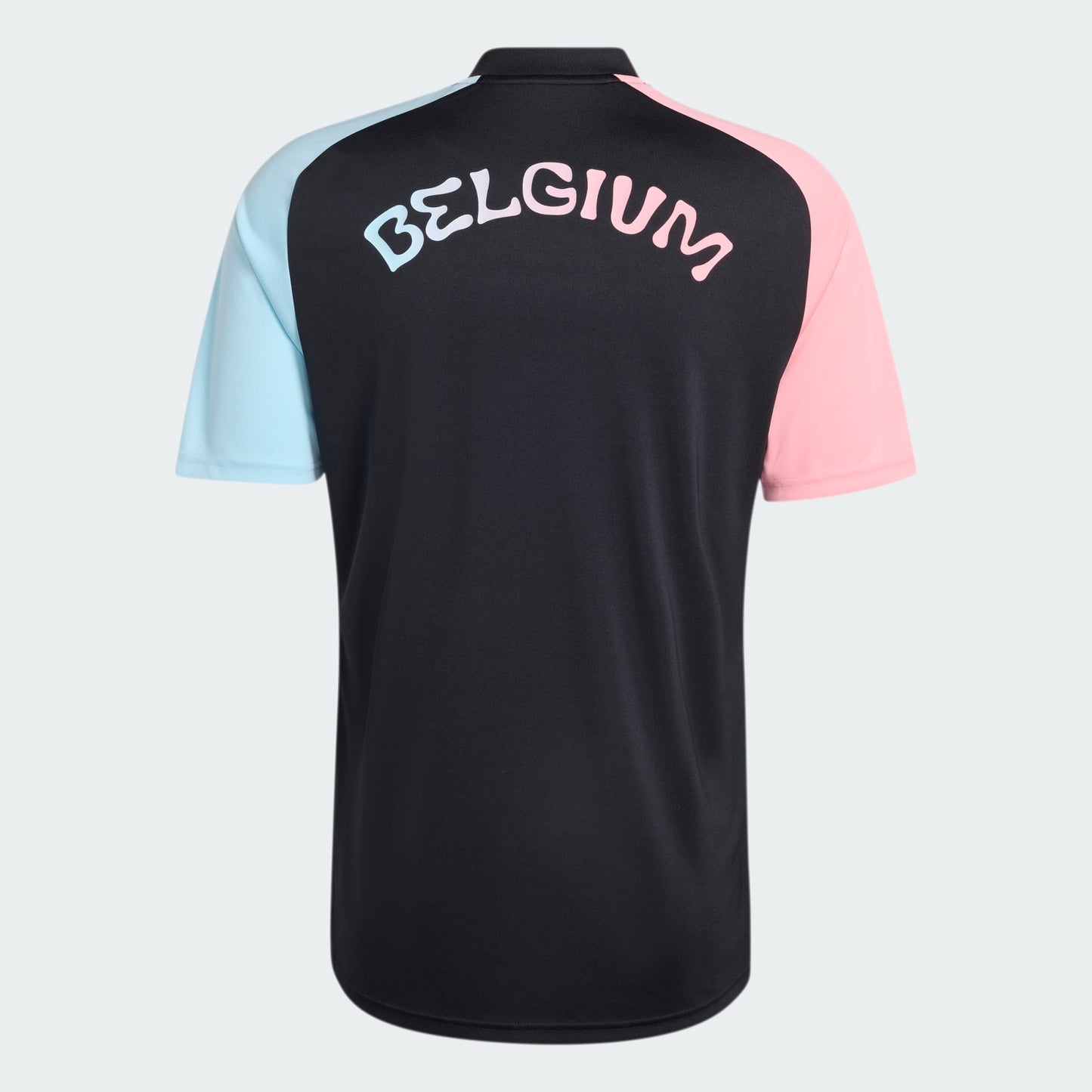 Adidas Originals RBFA België Preshirt 2026-2028 voor de Rode Duivels met bondslogo en Trefoil, verkrijgbaar bij voetbalshop Kickoff Antwerpen.