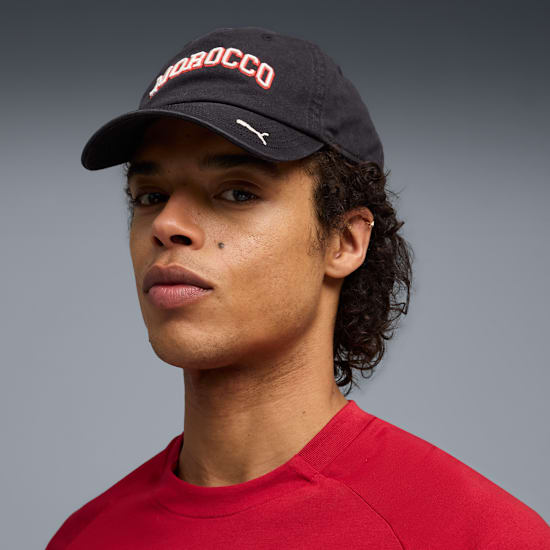 Puma FRMF Marokko Culture Cap met officieel groen bondsembleem van de Marokkaanse voetbalbond, verkrijgbaar bij voetbalshop Kickoff Antwerpen.