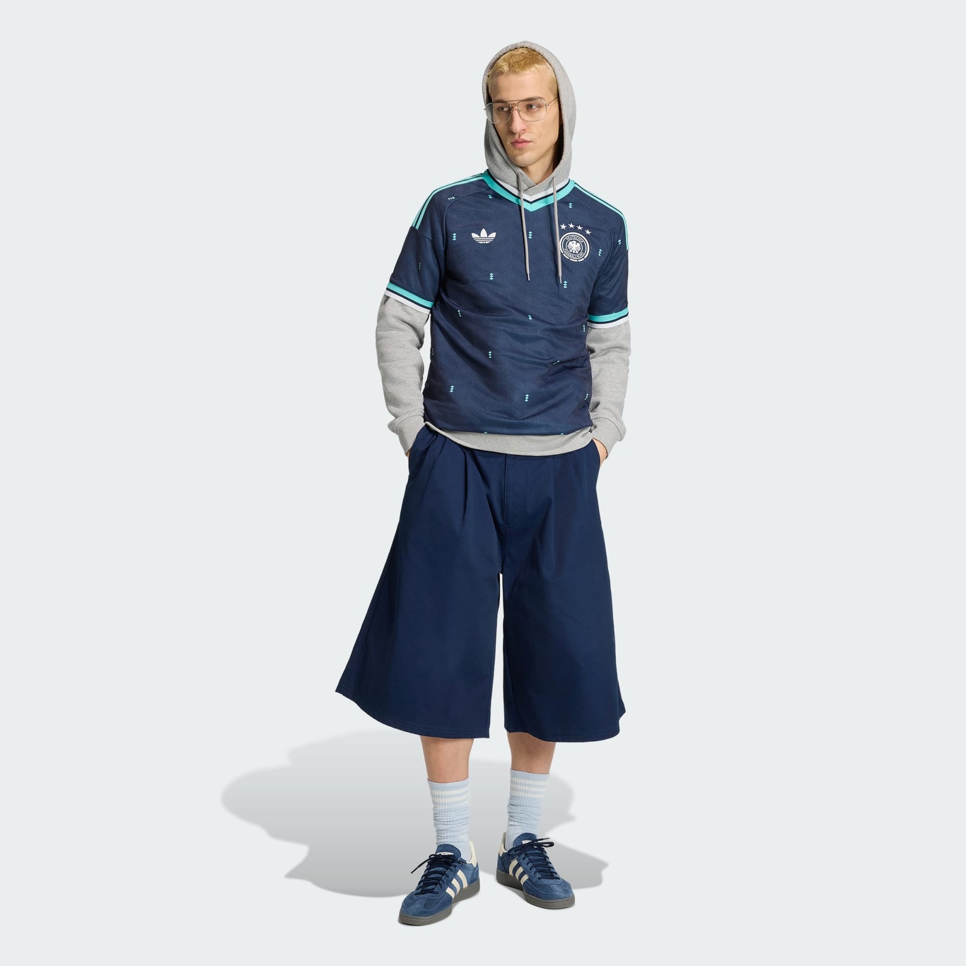 Adidas Originals DFB Duitsland Away Jersey 2026 uitshirt met Trefoil-logo en Duitse bondbadge, verkrijgbaar bij voetbalshop Kickoff Antwerpen.