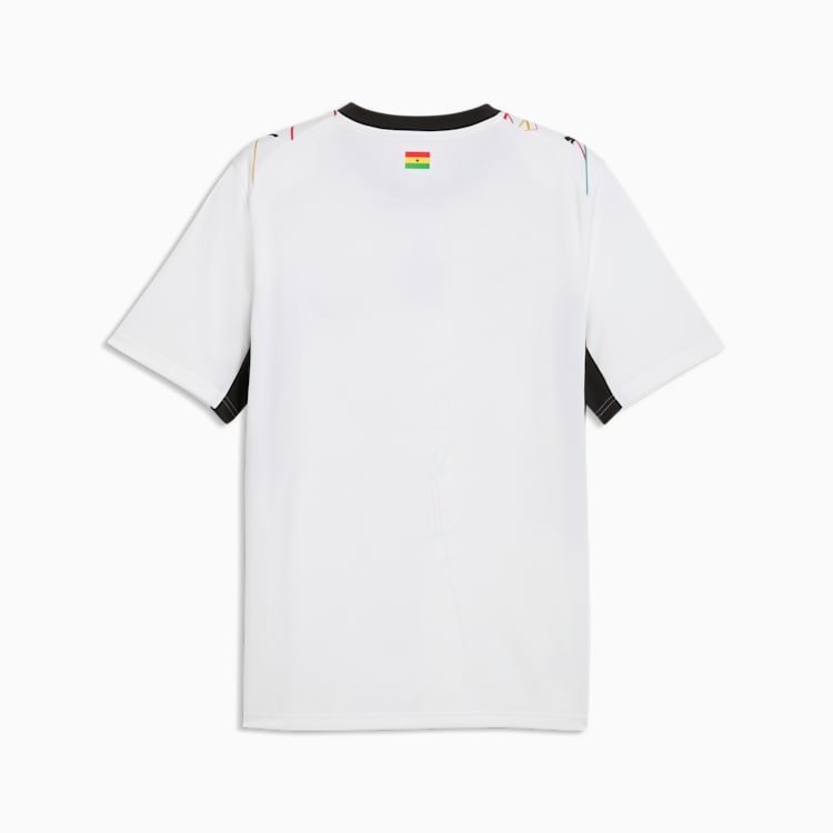 Wit Puma GFA Ghana Home Jersey 2026-2028 thuisshirt met zwarte ster en DryCELL-technologie, gratis verzending boven 79 euro via Kickoff Antwerpen de voetbalshop van Antwerpen.