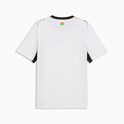 Wit Puma GFA Ghana Home Jersey 2026-2028 thuisshirt met zwarte ster en DryCELL-technologie, gratis verzending boven 79 euro via Kickoff Antwerpen de voetbalshop van Antwerpen.