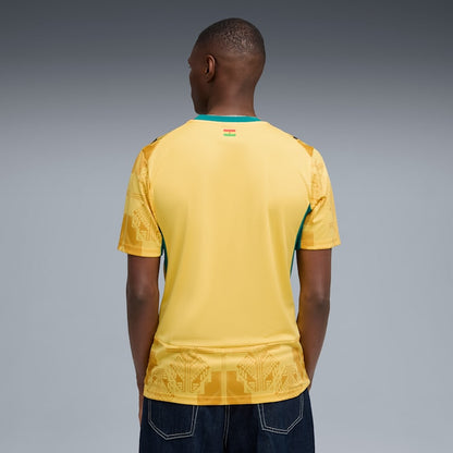 Puma GFA Ghana Away Jersey 2026-2028 uitshirt met zwarte ster en DryCELL-technologie, gratis verzending boven 79 euro via Kickoff Antwerpen de voetbalshop van Antwerpen.