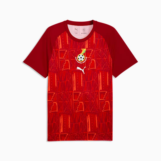 Grafisch Puma GFA Ghana Warm Up Jersey met officieel bondsembleem van de Black Stars, verkrijgbaar bij Kickoff Antwerpen dé voetbalshop van stad.