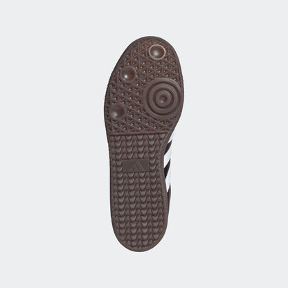Adidas Samba schoen voor zaalvoetbal en lifestyle – zwart met iconische 3-strepen, beschikbaar bij Kickoff Antwerpen