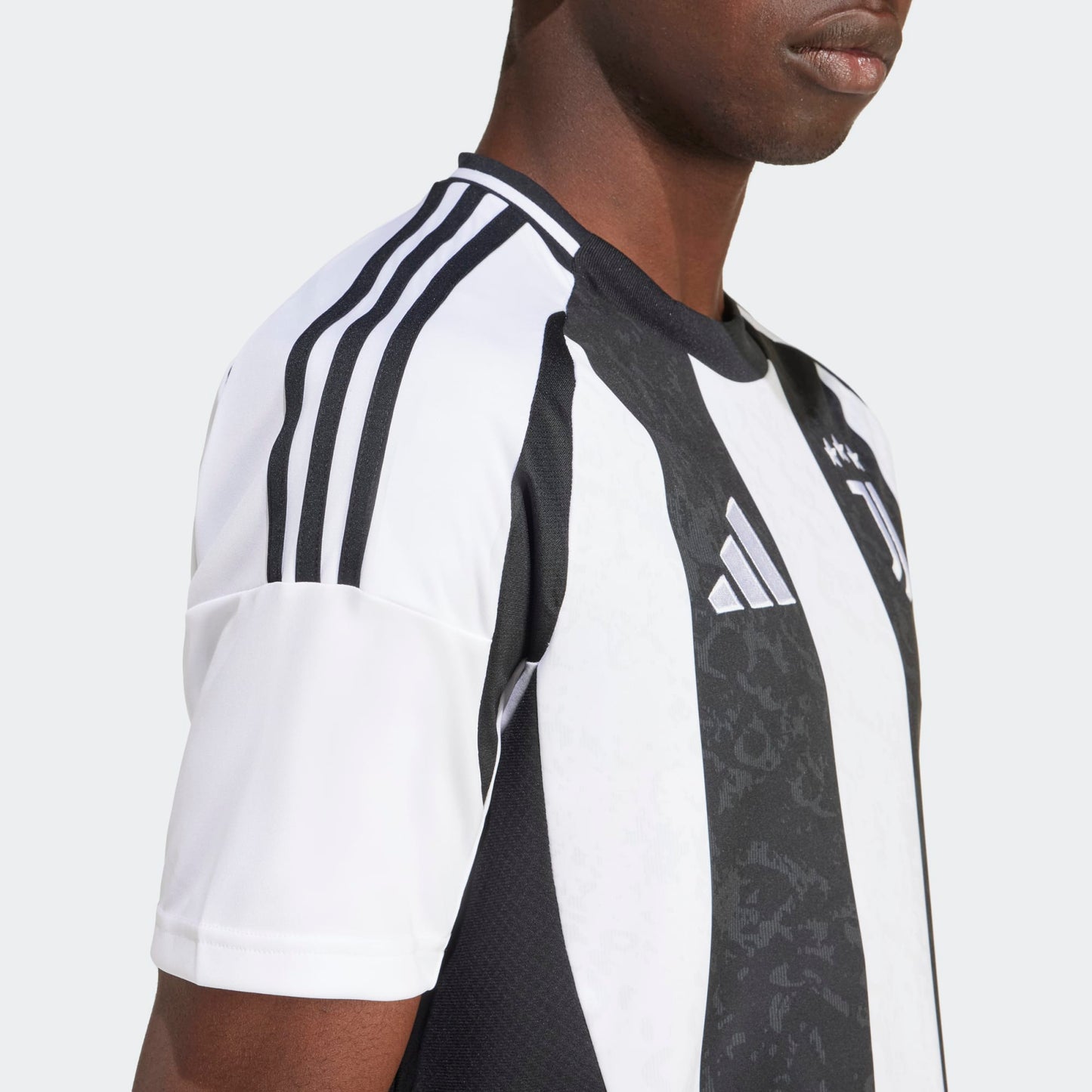 ADIDAS JUVENTUS HOME JERSEY 2024-2025
