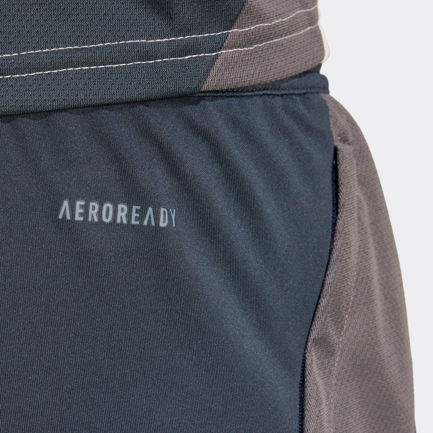 ADIDAS  REAL MADRID EU TRAINING SHORT 2024-2025 | Kickoff Antwerpen