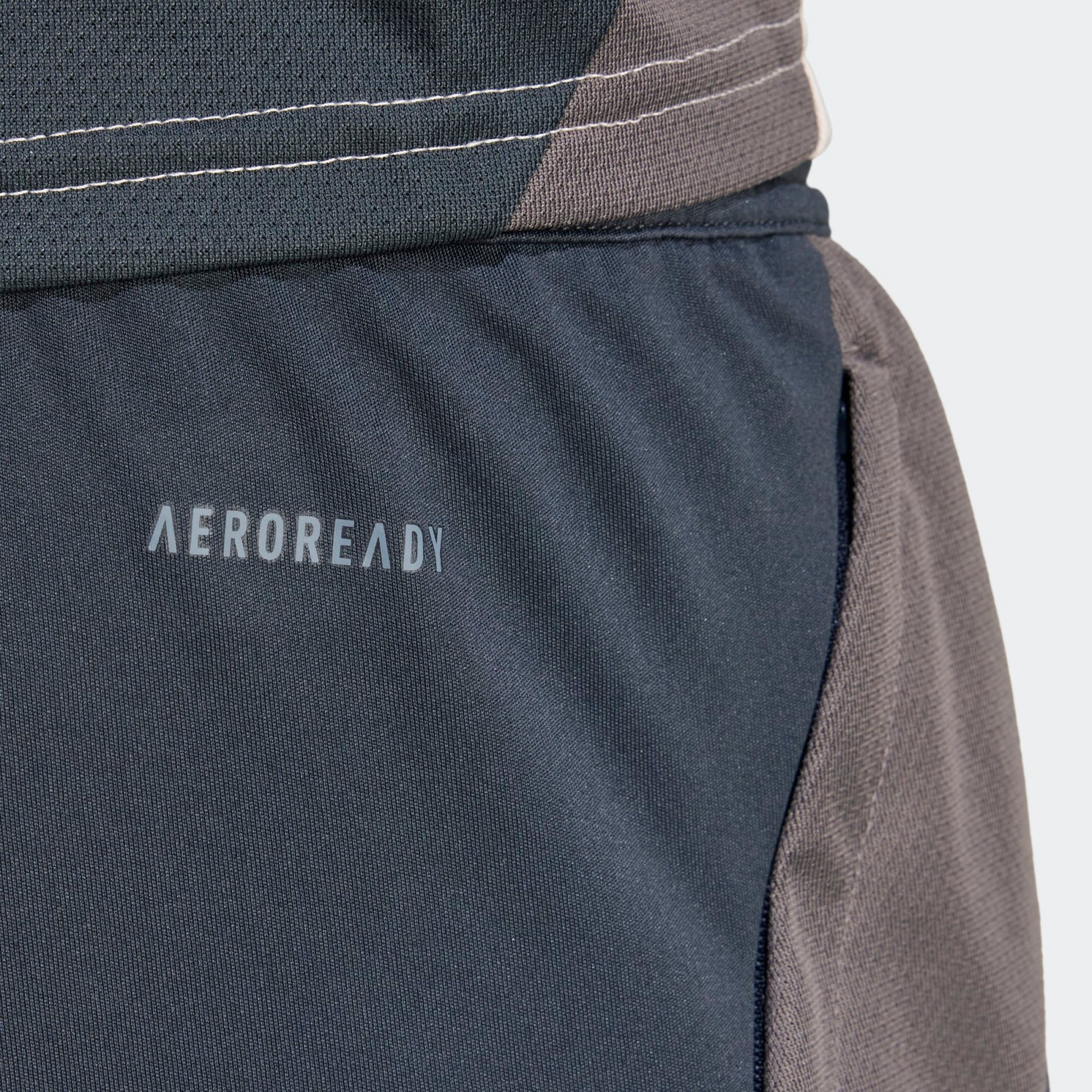 ADIDAS  REAL MADRID EU TRAINING SHORT 2024-2025 | Kickoff Antwerpen