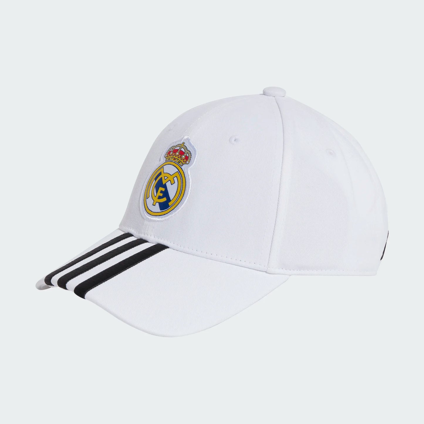 Officiële Adidas Real Madrid BB Cap met geborduurd Real Madrid-logo, beschikbaar bij Kickoff Antwerpen.