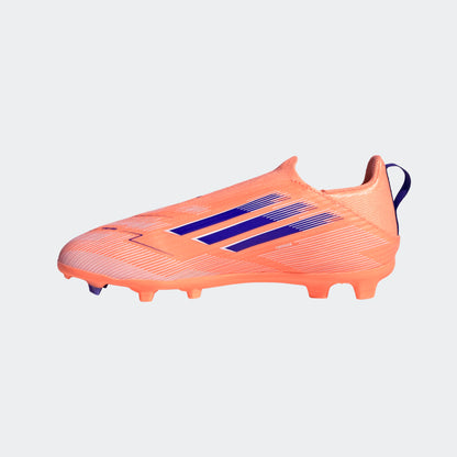 ADIDAS F50 LEAGUE LL FG/MG JUNIOR veterloze voetbalschoenen voor kinderen op gras/kunstgras. Kickoff Antwerpen voetbalshop.