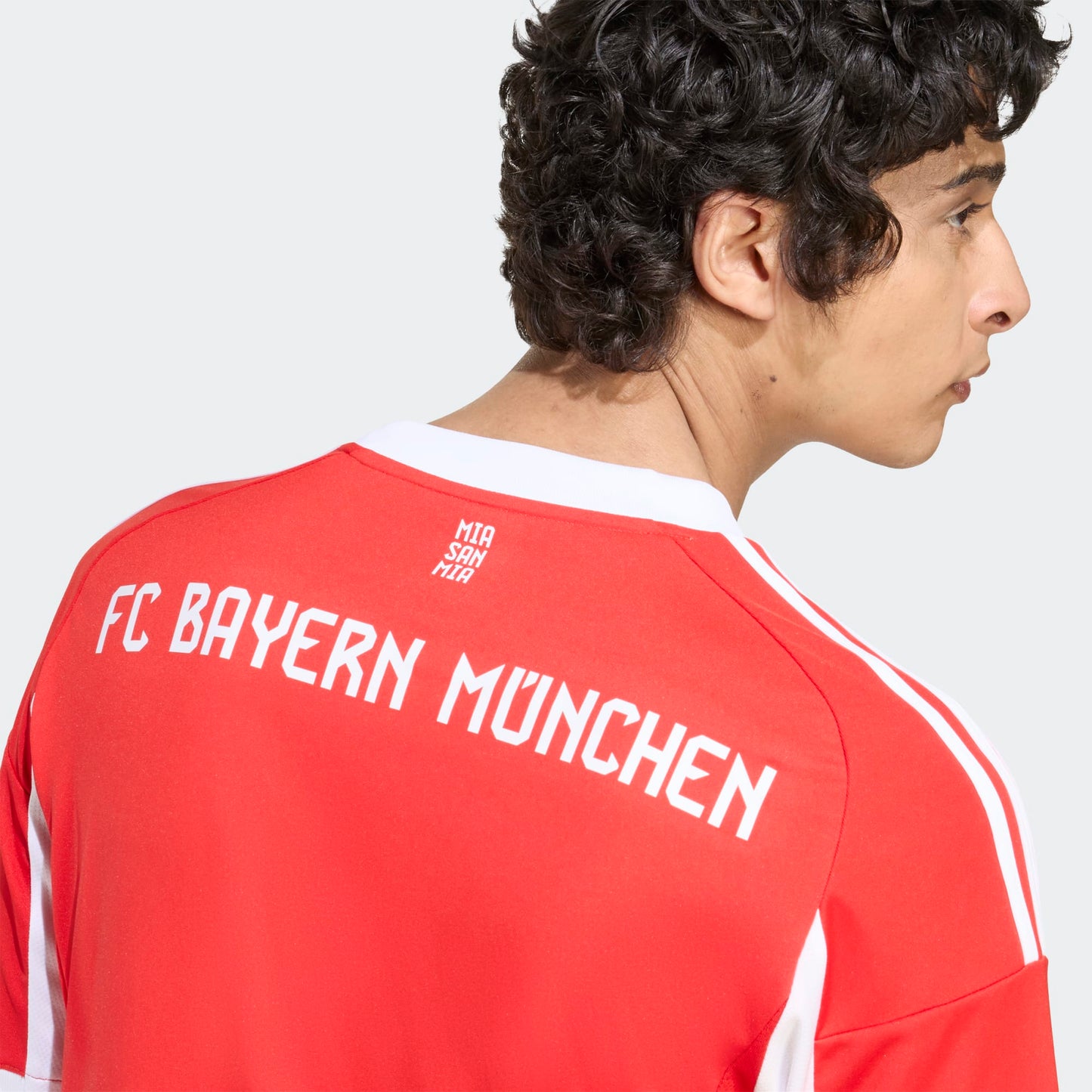 Adidas FC Bayern München Home Jersey 2025-2026 | Kickoff Antwerpen