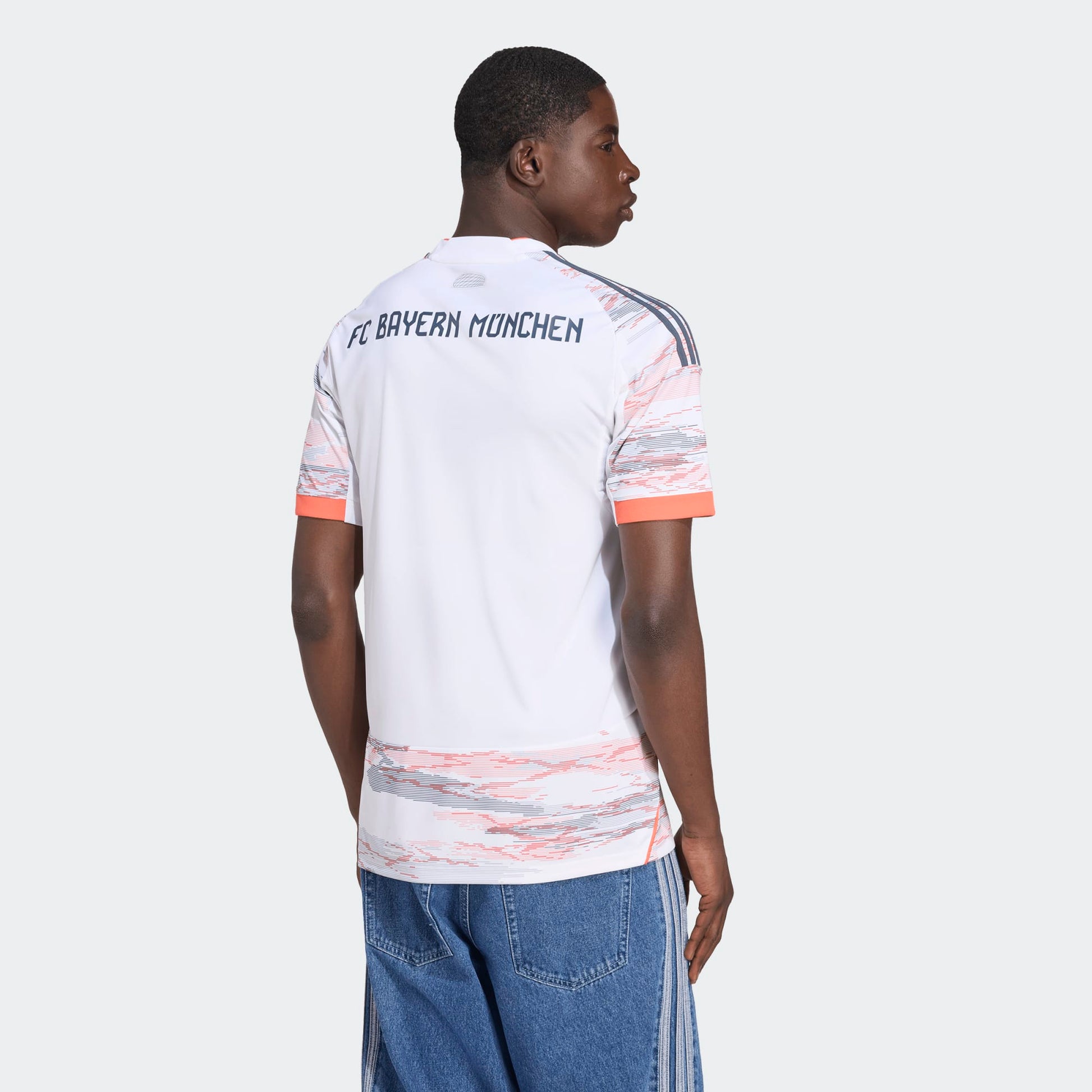 Adidas FC Bayern München Away Jersey 2025-2026 | Kickoff Antwerpen