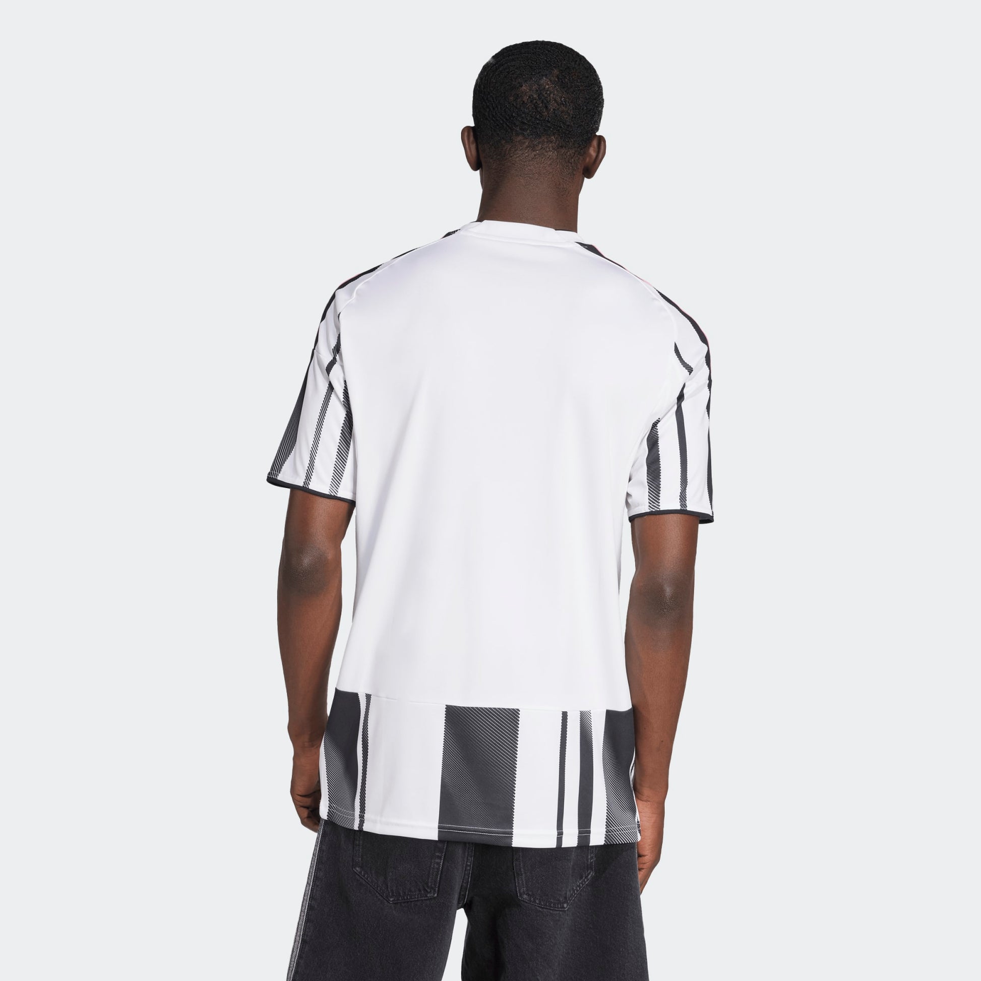 Adidas Juventus Home Jersey 2025/2026 | Kickoff Antwerpen