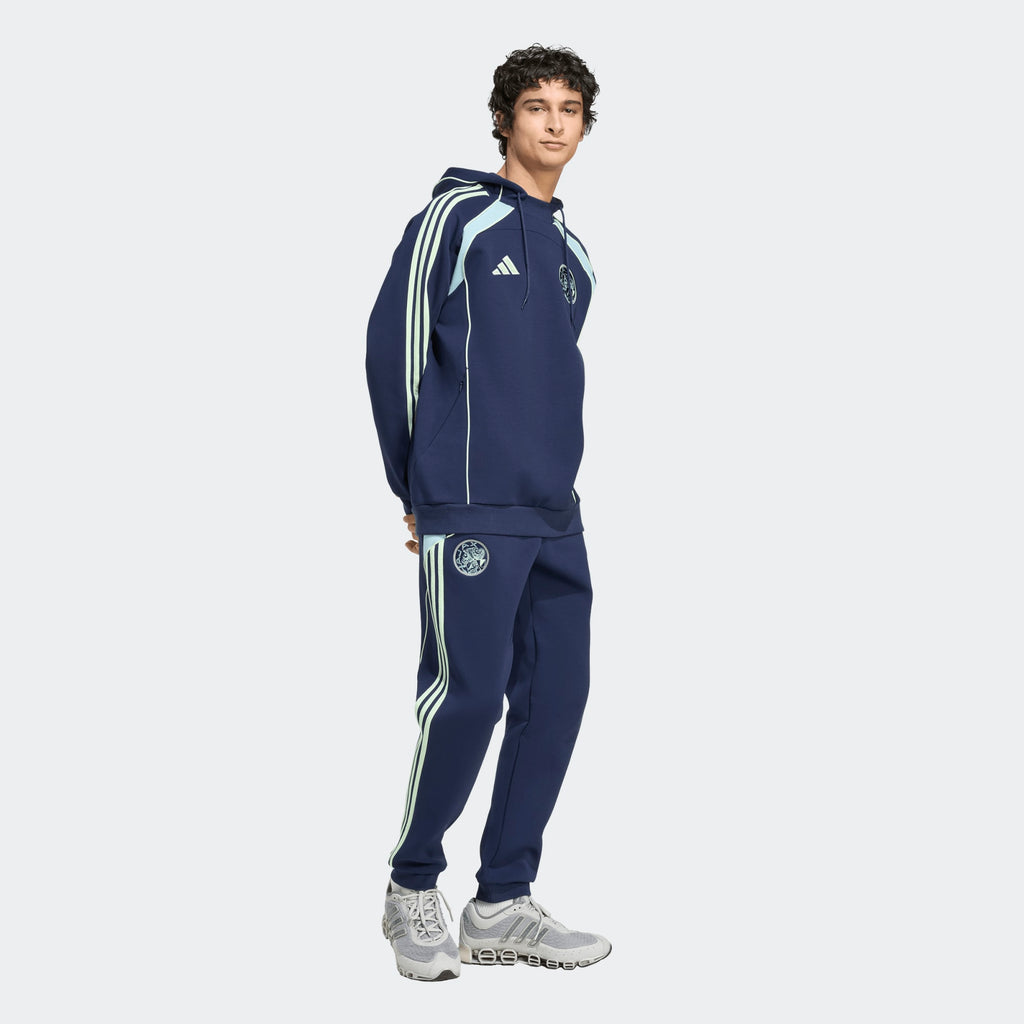 Adidas Ajax Amsterdam UBP Hoody 2025/2026 – officiële Ajax hoodie beschikbaar bij Kickoff Antwerpen.