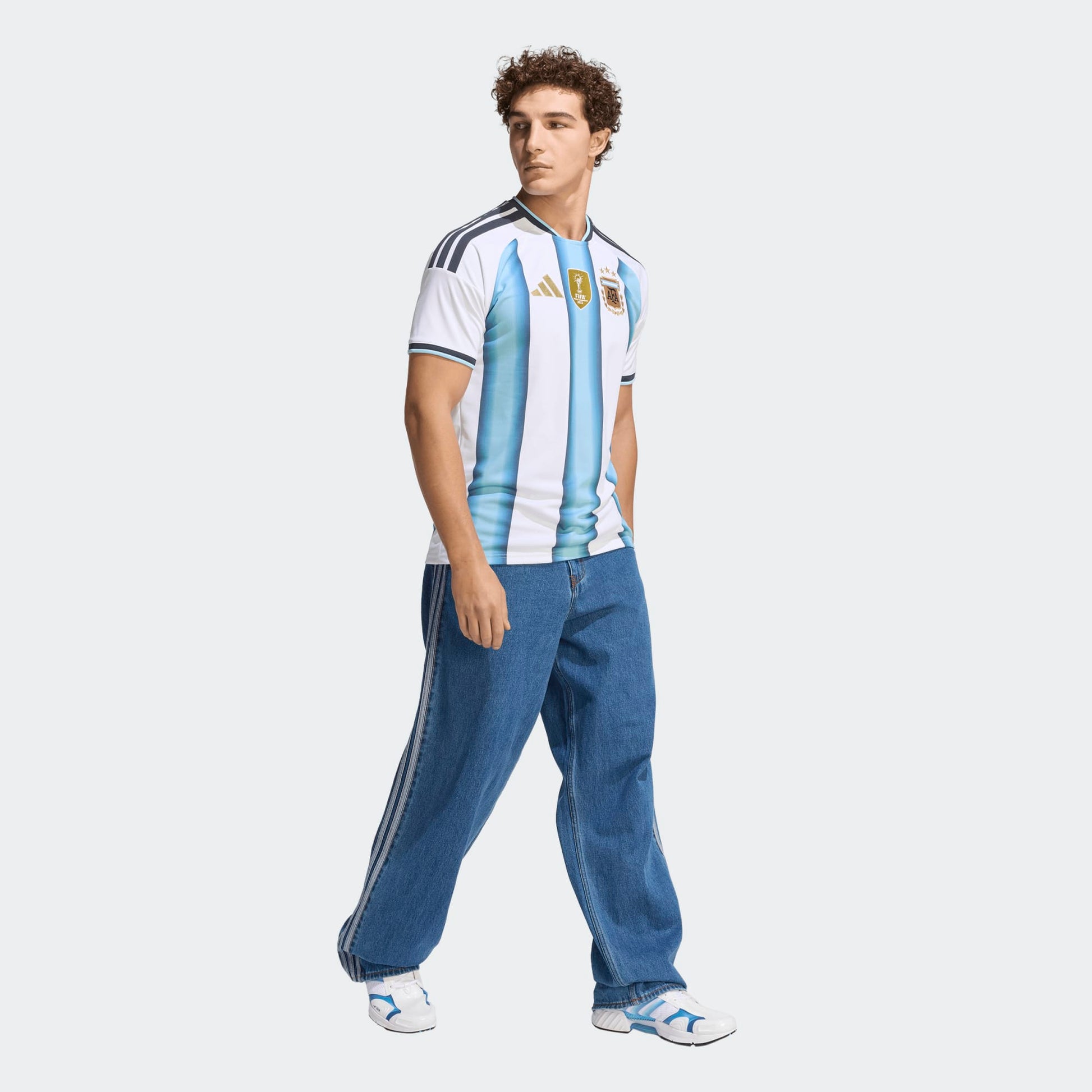 Adidas AFA Argentinië Home Jersey 2026 – officieel Argentinië thuisshirt met Climacool, verkrijgbaar bij Kickoff Antwerpen