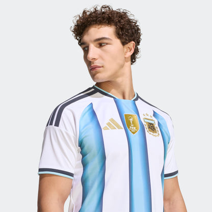 Adidas AFA Argentinië Home Jersey 2026 – officieel Argentinië thuisshirt met Climacool, verkrijgbaar bij Kickoff Antwerpen