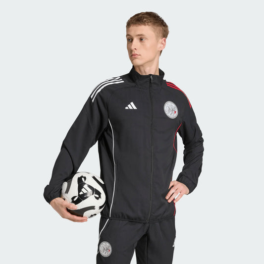 ADIDAS AJAX AMSTERDAM TRAININGSPAK 2025-2026 www.shopkickoff.com Kickoff Antwerpen voetbalshop 