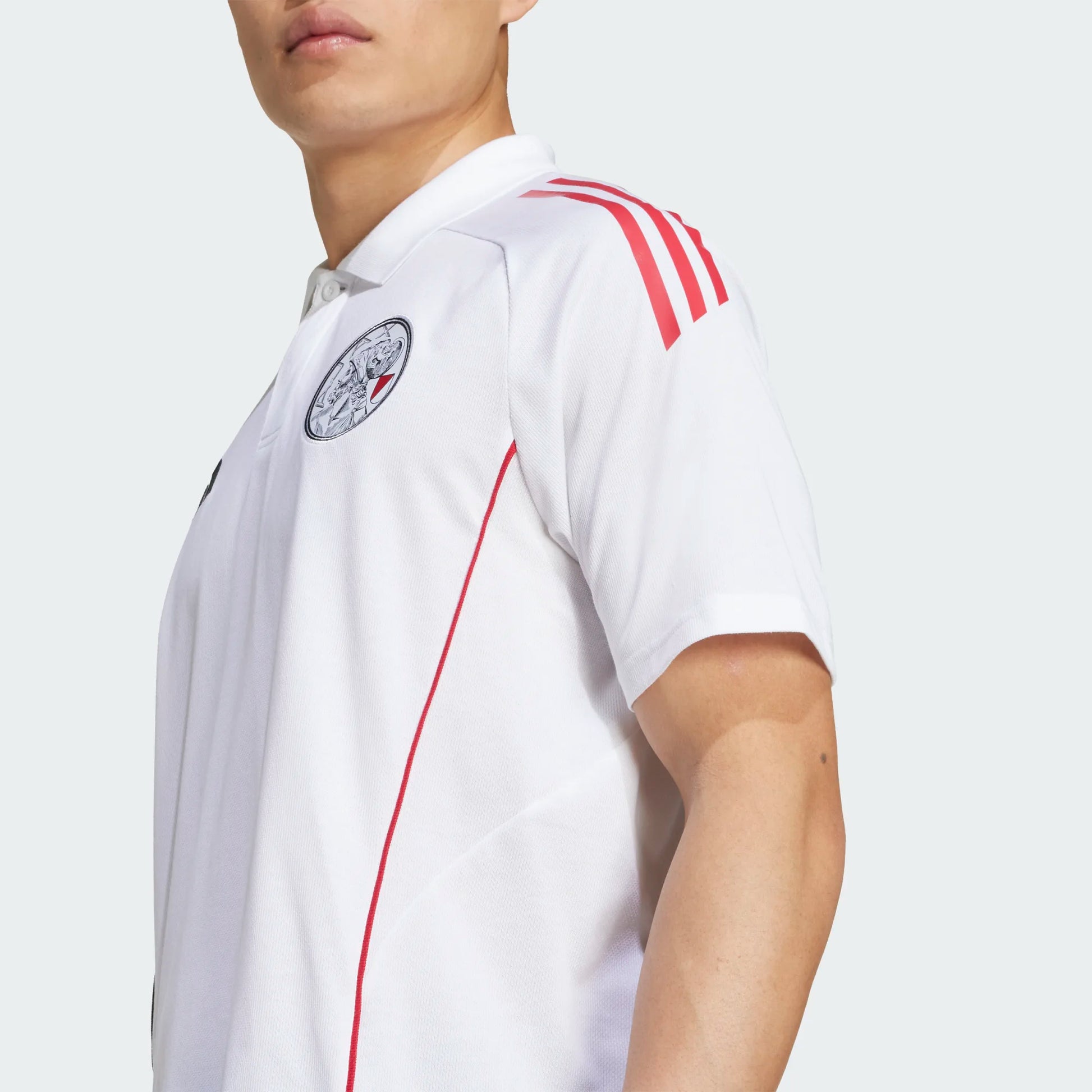 adidas-ajax-amsterdam-polo-shirt-wit-2025-2026 www.shopkickoff.com