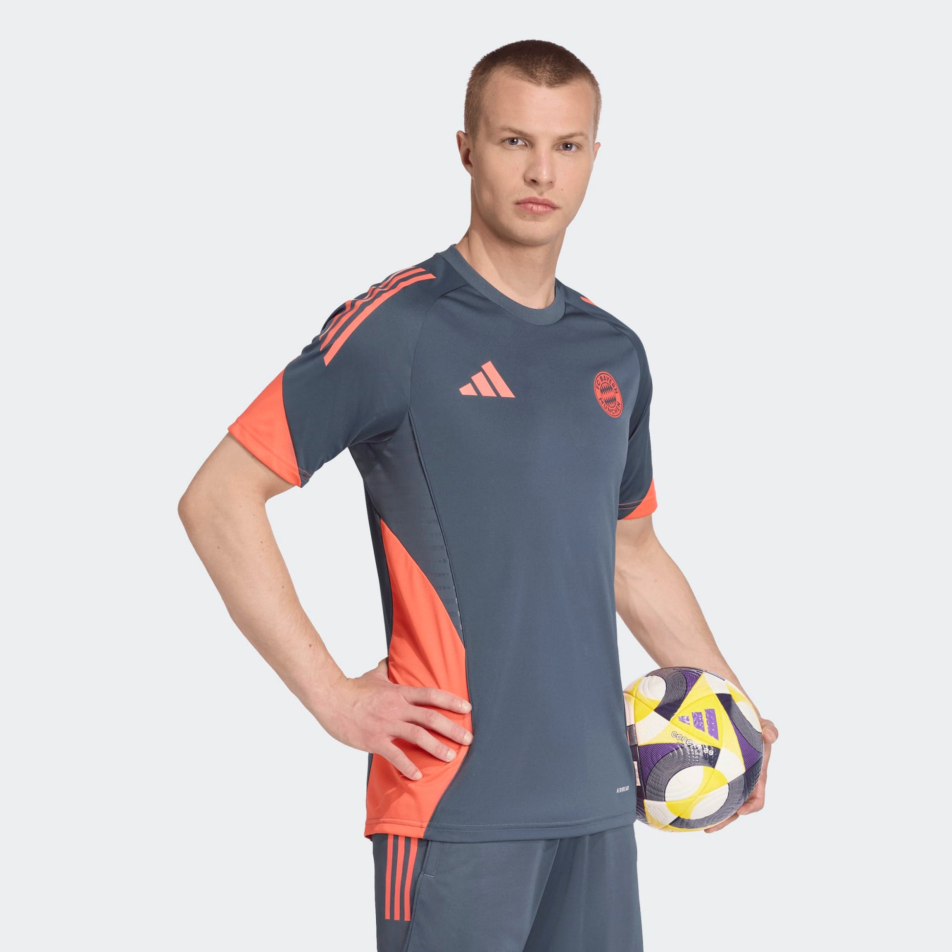 Adidas FC Bayern München Training Jersey | Kickoff Antwerpen