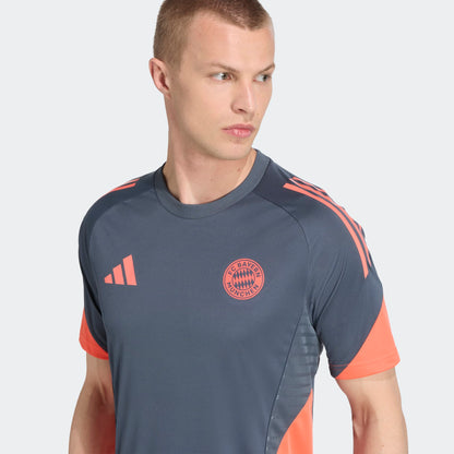 Adidas FC Bayern München Training Jersey | Kickoff Antwerpen