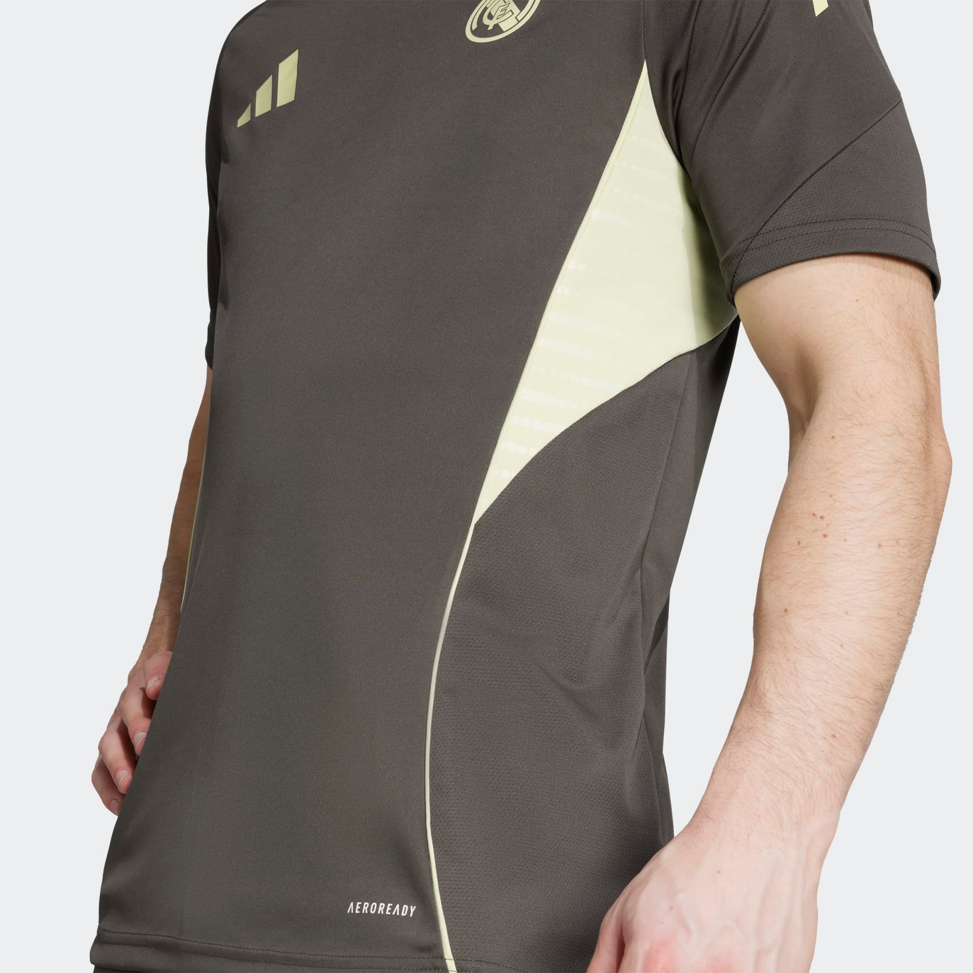 Adidas Real Madrid Training Jersey 2025 2026 | Kickoff Antwerpen