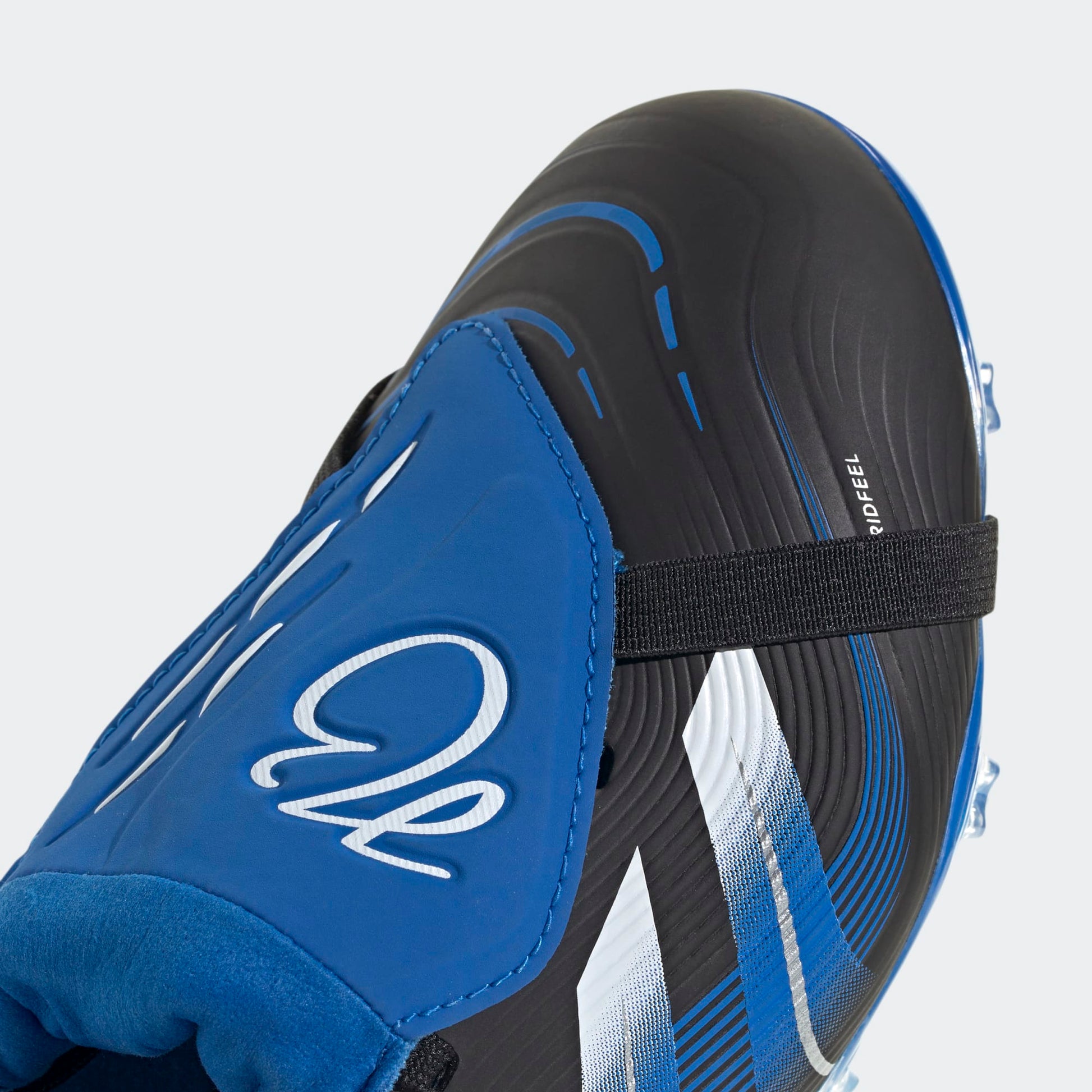 ADIDAS Predator League FG J JB voetbalschoenen (Jude Bellingham) zwart-blauw met omgeslagen tong. Te koop bij Kickoff Antwerpen.