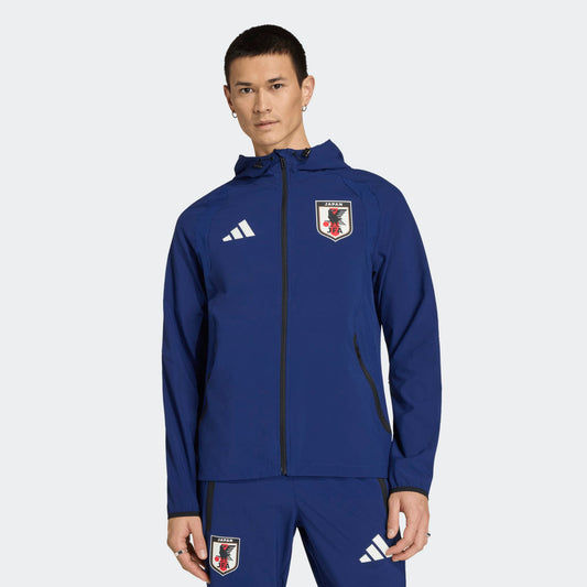 Adidas JFA Japan Tiro Travel Full Zip Jacket 2026 – officieel Japan travel jacket, verkrijgbaar bij Kickoff Antwerpen de voetbalshop