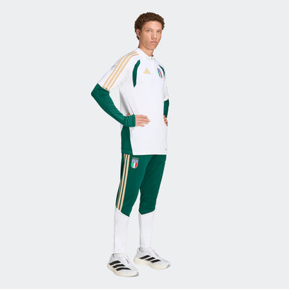 Adidas FIGC Training Top 2025 2027 – officiële Italië trainingstop met Formotion-technologie, verkrijgbaar bij Kickoff Antwerpen voetbalshop