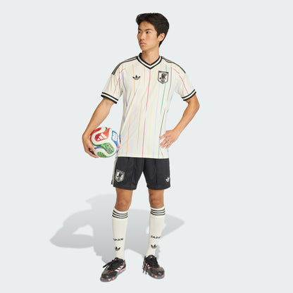 Adidas Originals JFA Japan Away Jersey 2026-2028 uitshirt met Trefoil-logo en Japanse bondbadge, verkrijgbaar bij voetbalshop Kickoff Antwerpen.