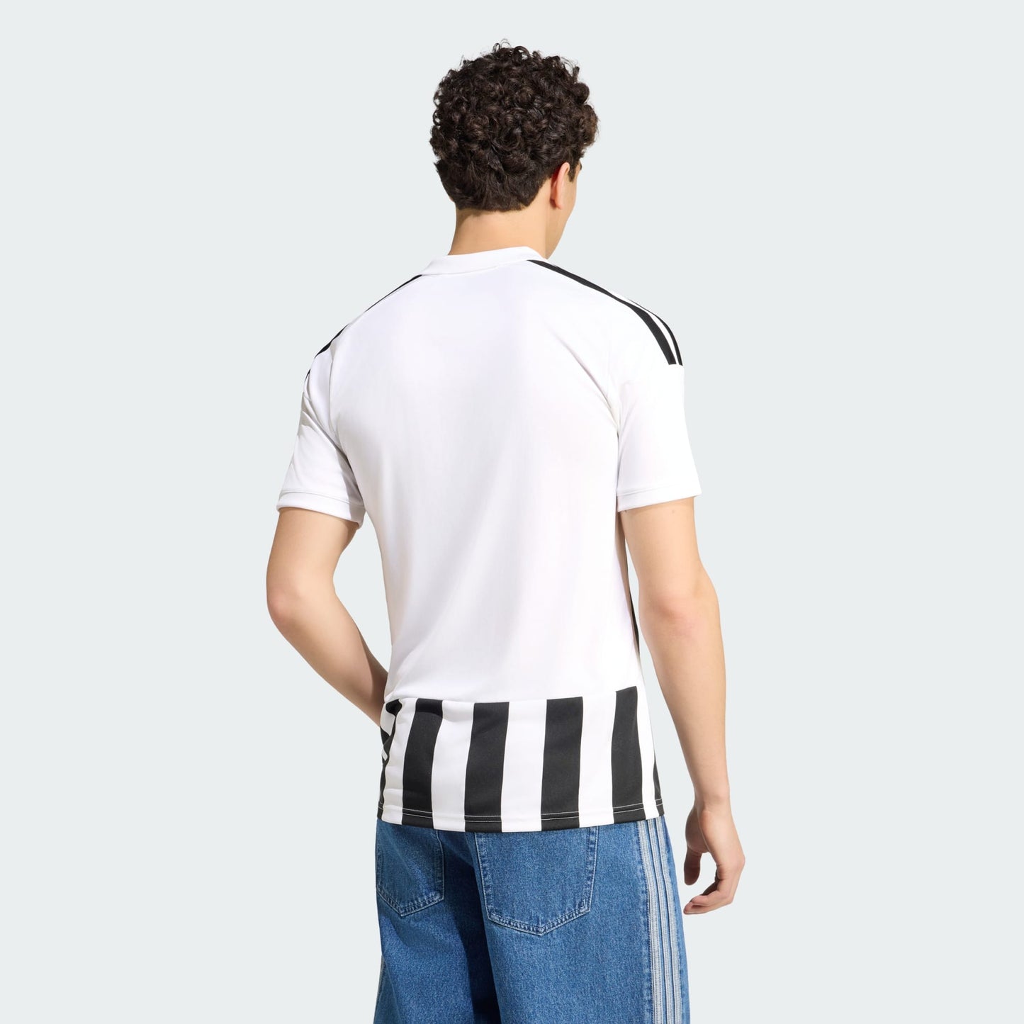 Adidas Juventus Home Kit 2026-2027 compleet thuistenue zwart wit goud shirt  Kickoff Antwerpen de voetbalshop van Antwerpen