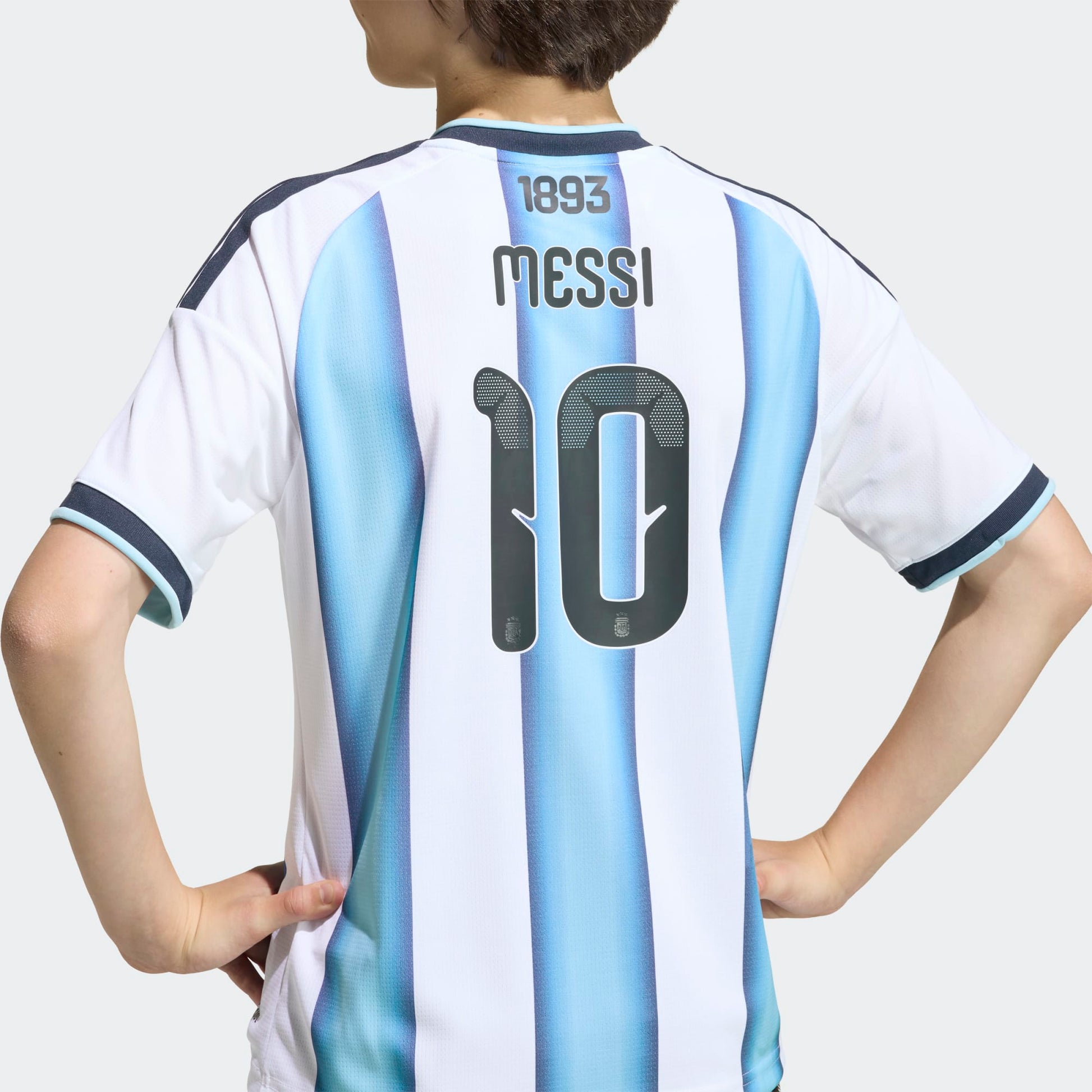 Adidas Argentinië thuisshirt 2026 kids met Messi rugnummer 10 bedrukking, gedragen tijdens WK 2026. kickoff antwerpen voetbalshop