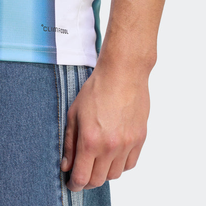 Adidas Argentinie thuisshirt blauw wit met Messi 10 rugnummer en naam, gedragen voor het WK 2026 in Noord-Amerika. KICKOFF ANTWERPEN VOETBALSHOP