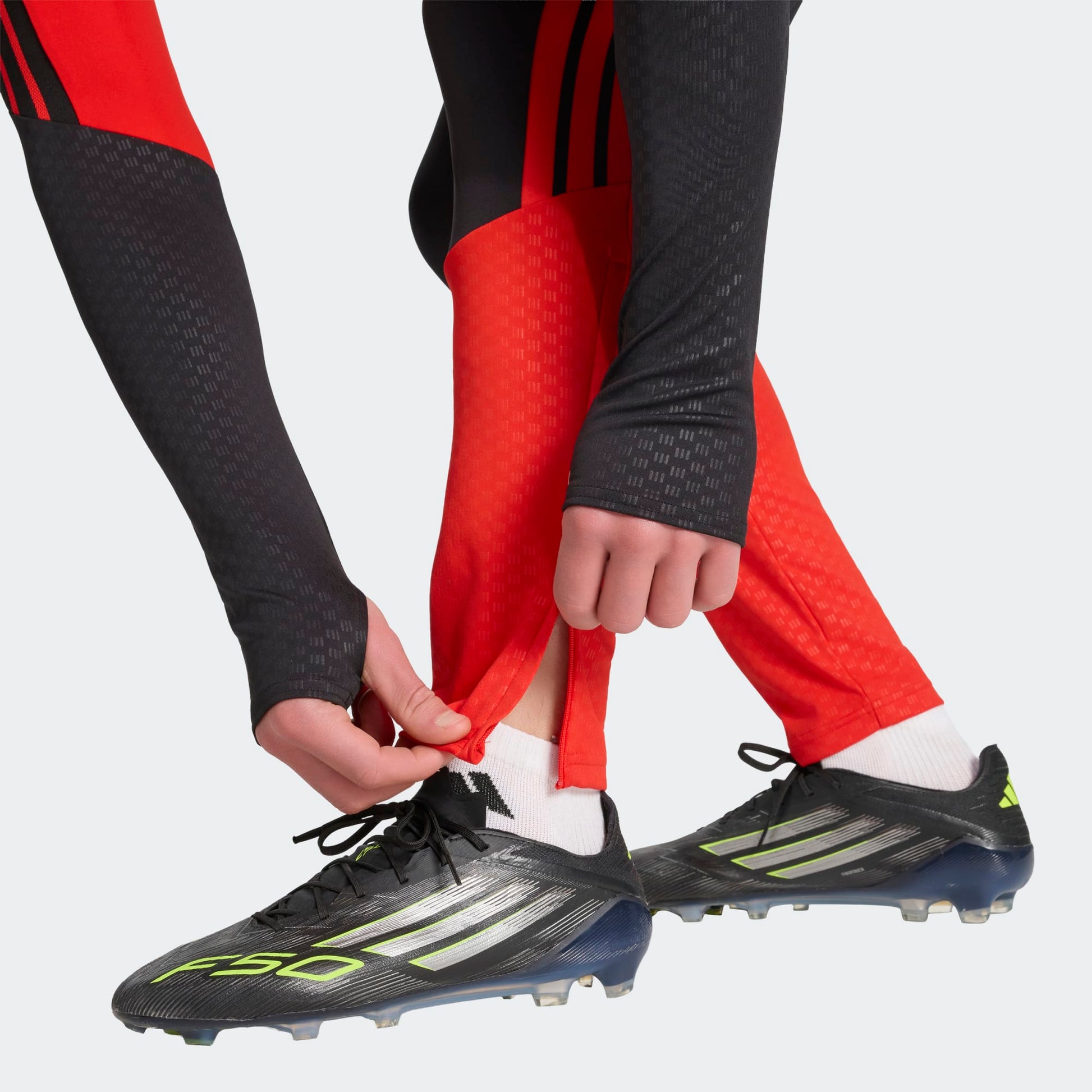 Adidas RBFA België Training Pant Heren - Rode Duivels WK 2026 Officiële Collectie - Kickoff Antwerpen