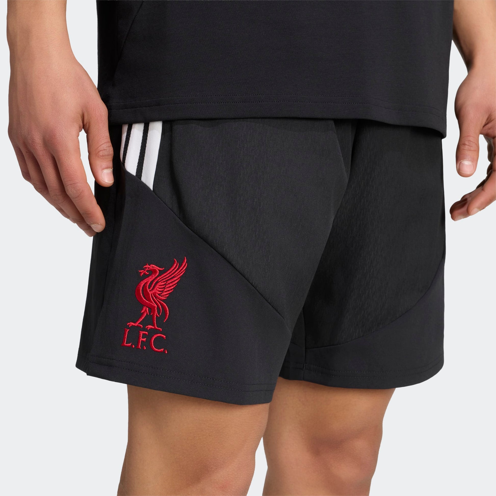 Adidas Liverpool DT Short 2026-2027 korte trainingsbroek heren zwart Kickoff Antwerpen de voetbalshop van Antwerpen