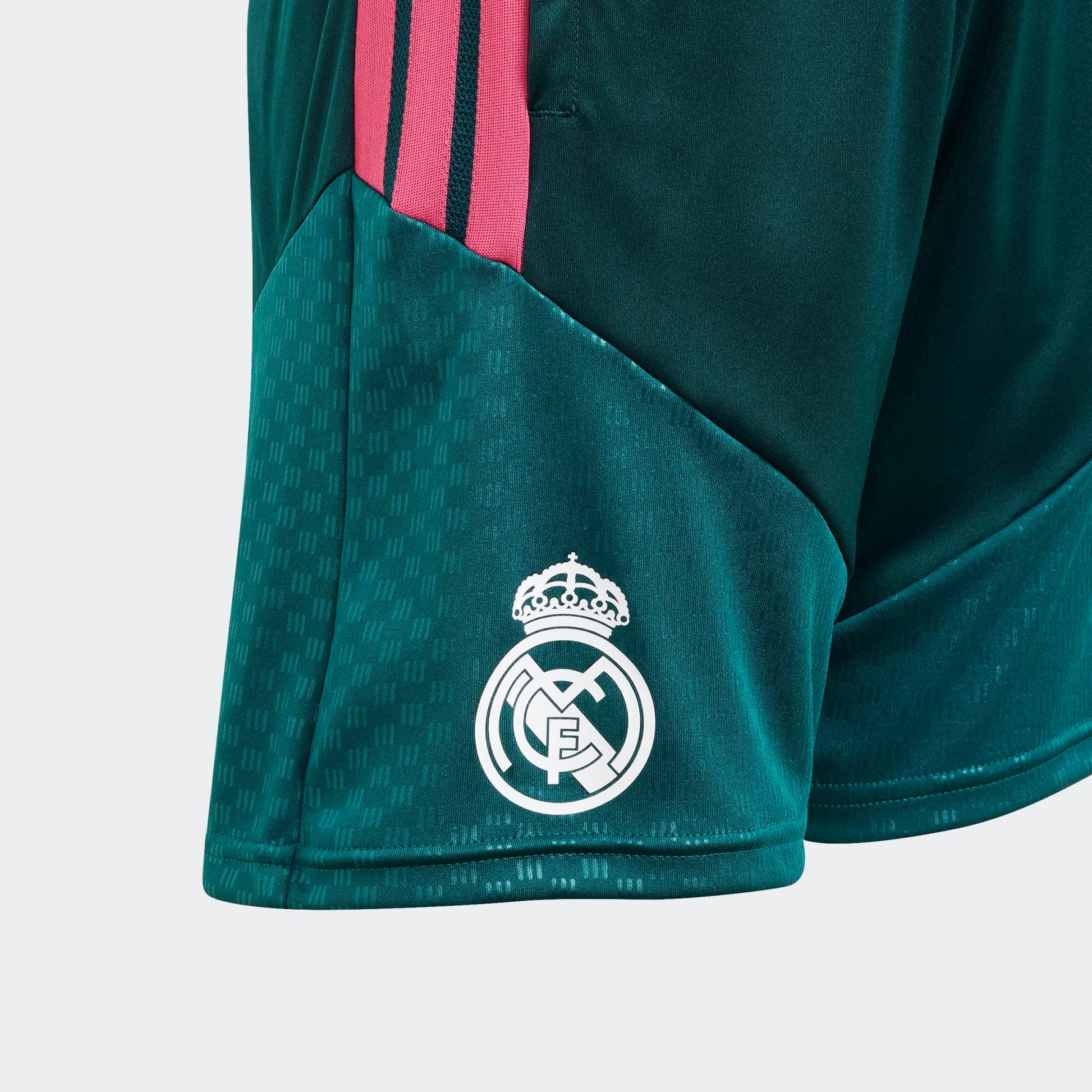 Adidas Real Madrid Training Short kids junior korte voetbalbroek groen roos heren Kickoff Antwerpen de voetbalshop van Antwerpen