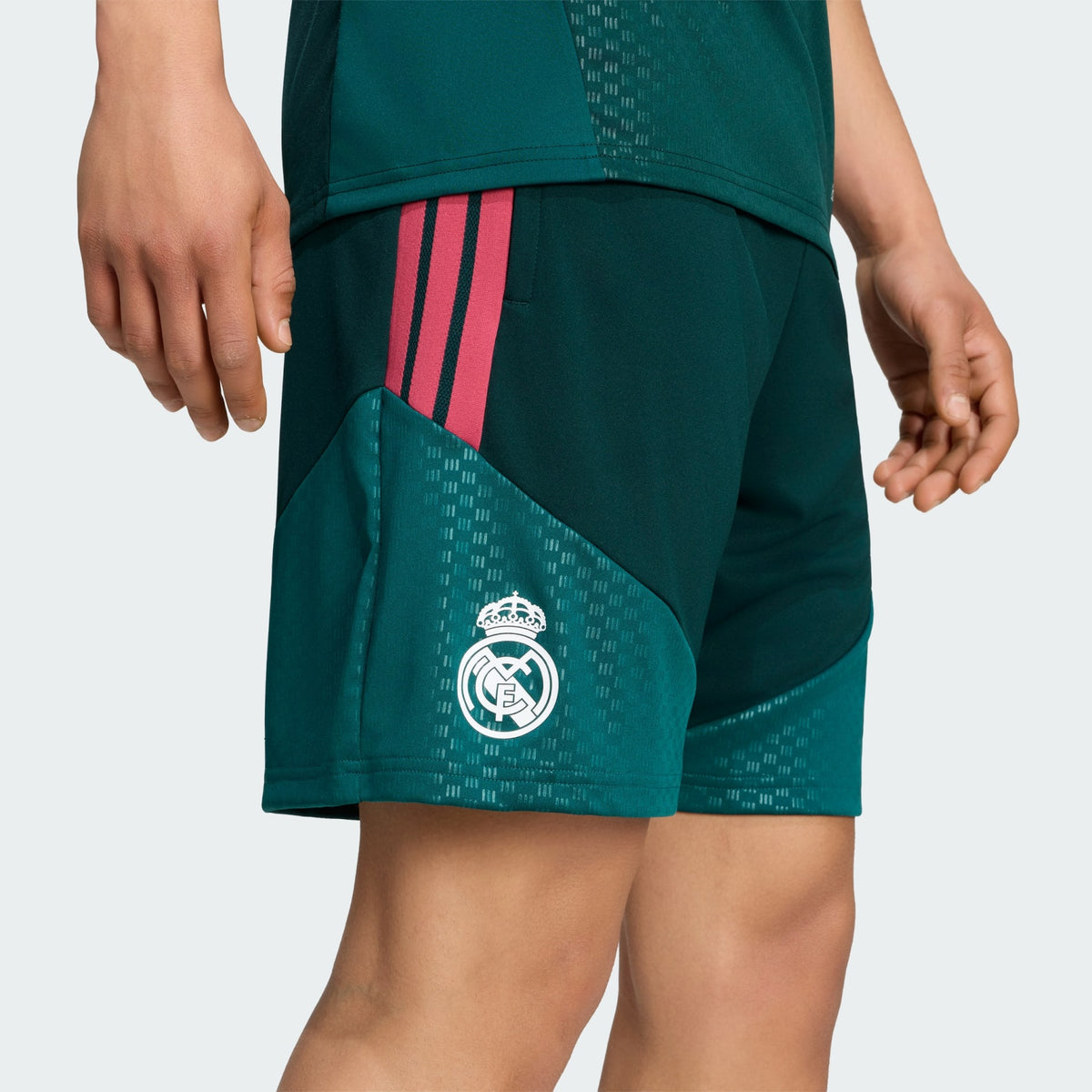 Adidas Real Madrid Tiro Trainingsshort kopen | Kick Off Antwerpen